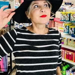 Meet your Posher, April